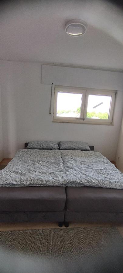 Schoene Sonnige Wohnung Juchen Екстер'єр фото